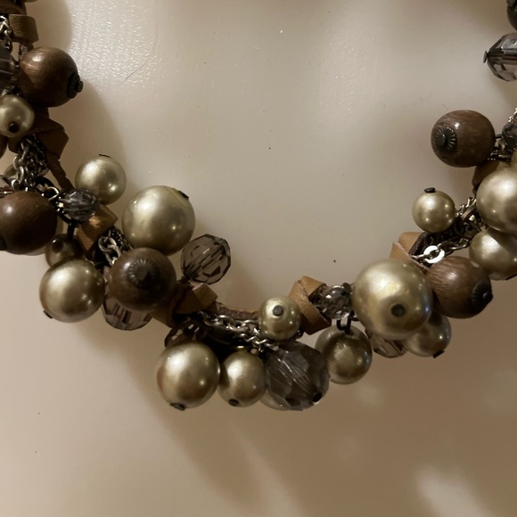 340. CHICO’S BEADED STATEMENT NECKLACE - Picture 2 of 4